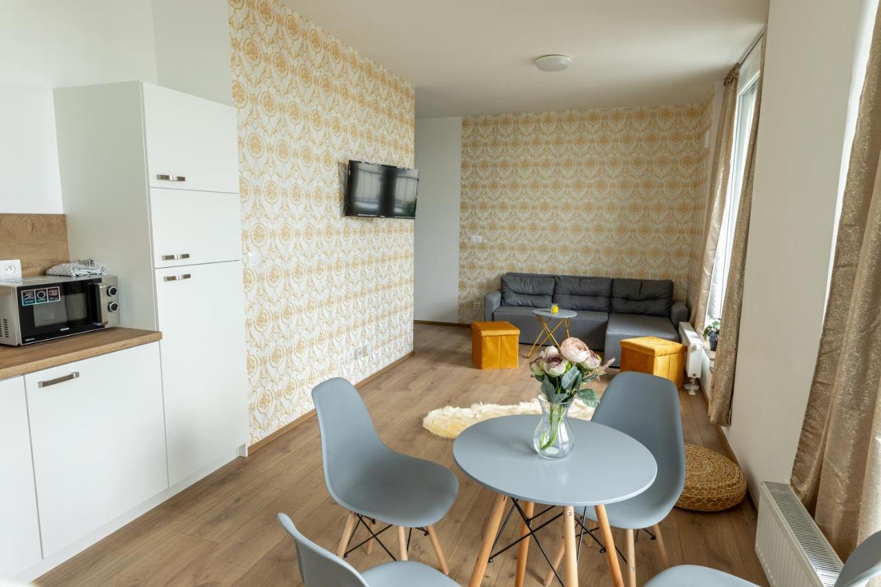 Stresny Aparman Pri Mlyne Apartment Skalica Ngoại thất bức ảnh